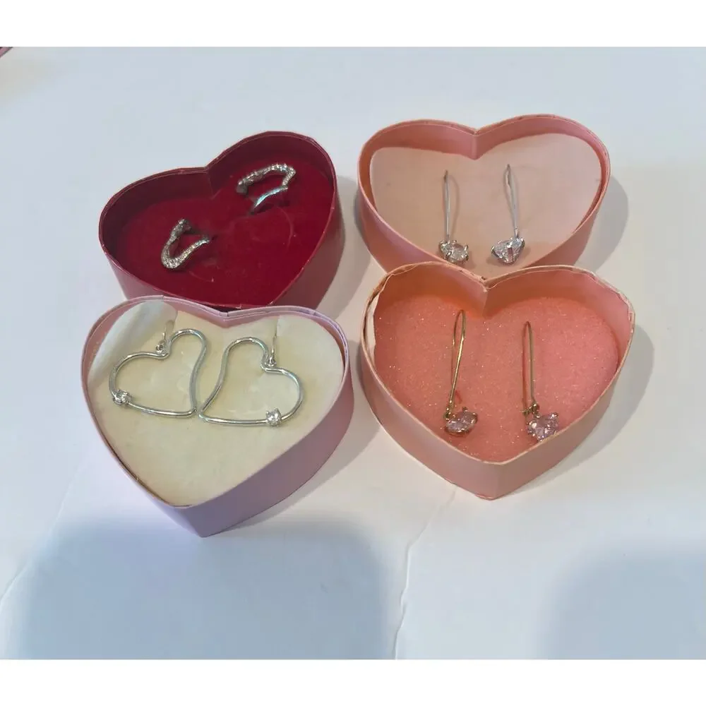 4 Pair of Avon Gift Giving Pierced Heart Shaped Earrings with Boxes Christmas - Picture 2 of 7